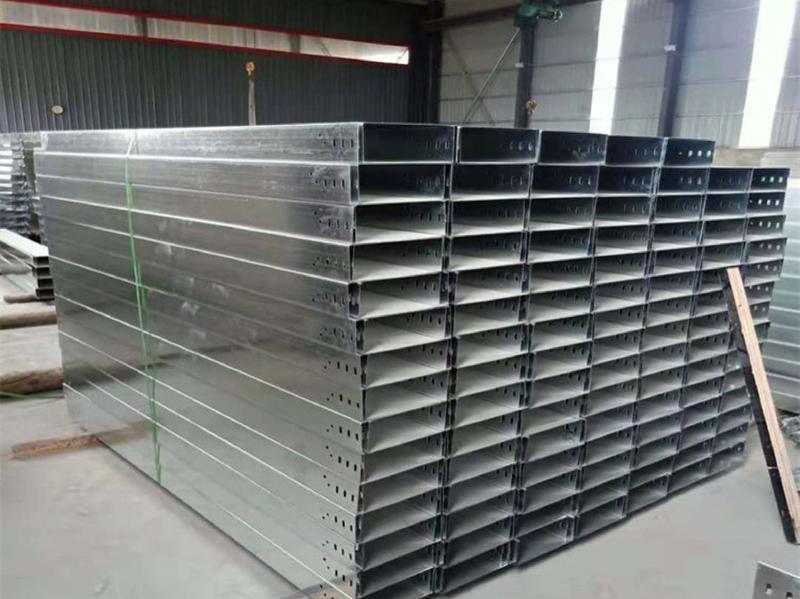 镀锌桥架规格 镀锌弱电桥架  不锈钢桥架 强电桥架 贵州鑫十安规格齐全